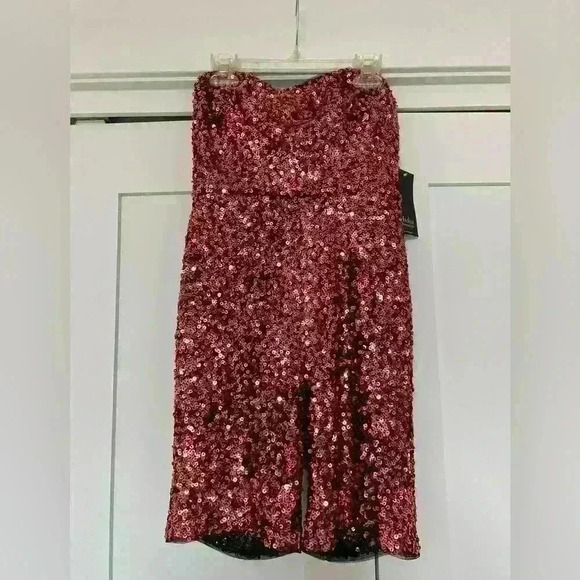 Aidan Aidan Mattox Strapless Sequin Romper. Size 0. NWT - Picture 7 of 8